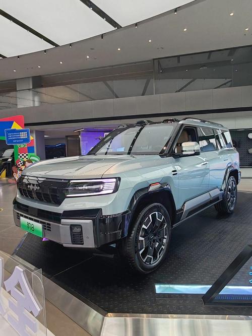 深圳17比亚迪方程豹硬派越野的爆款，英菲尼迪35周年与你共成长